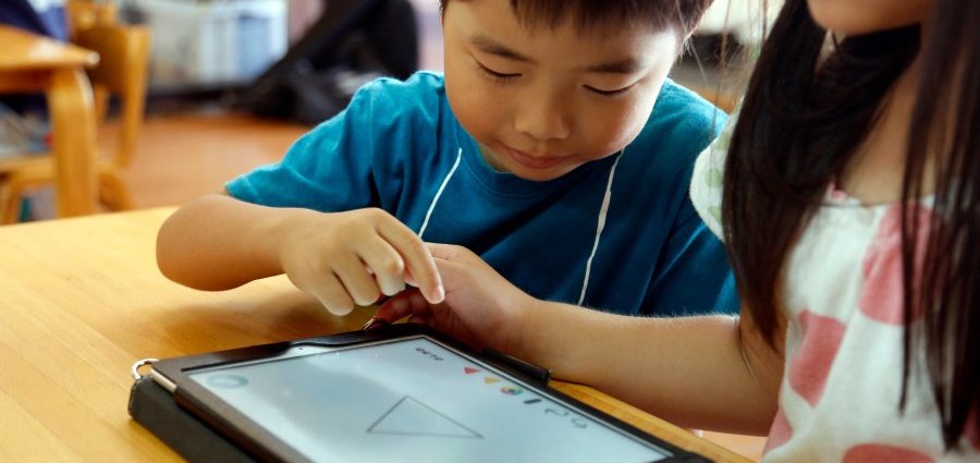 one-tech-tip:-how-to-keep-your-child’s-tablets,-laptops-from-becoming-distractions-from-schoolwork