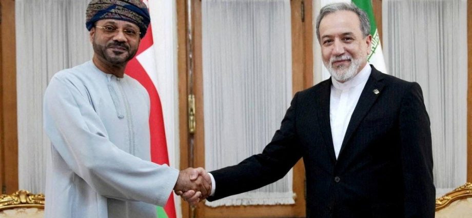 is-iran-war-diplomacy-ramping-up,-as-qatar,-oman,-pakistan-officials-visit?