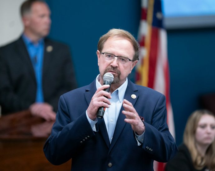 “poetry-is-not-sexual-misconduct”:-gop-congressman-digs-hole-deeper