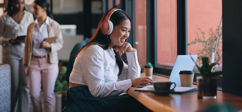 five-things-to-look-for-when-buying-a-laptop-for-your-small-business