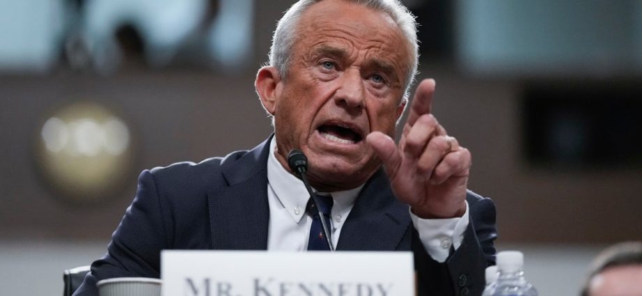 rfk-jr.-lied-about-samoa-trip-in-confirmation-hearing,-new-documents-suggest