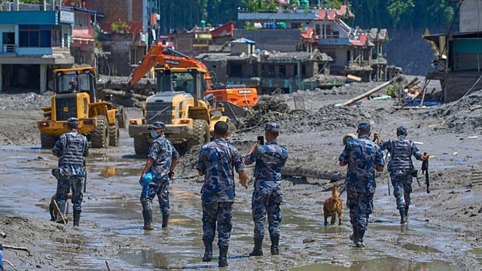 death-toll-nears-500-as-rescuers-search-for-1,400-missing-after-nepal-tibet-floods