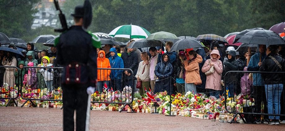 norway-mourns-king-harald-v-as-crown-prince-haakon-becomes-king