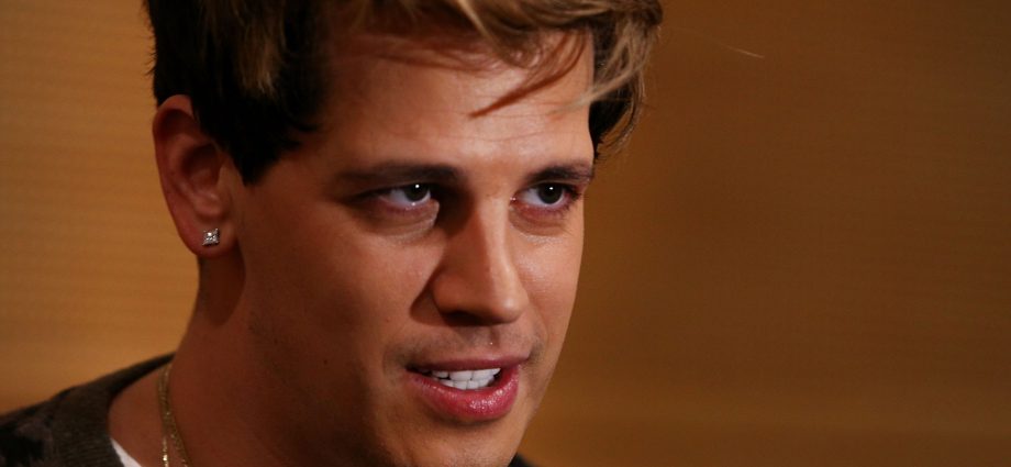 far-right-uk-provocateur-milo-yiannopoulos-detained-by-ice-in-us