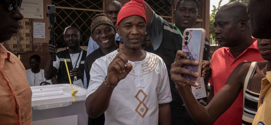 guinea-bissau-votes-on-a-stronger-presidency:-what’s-at-stake?
