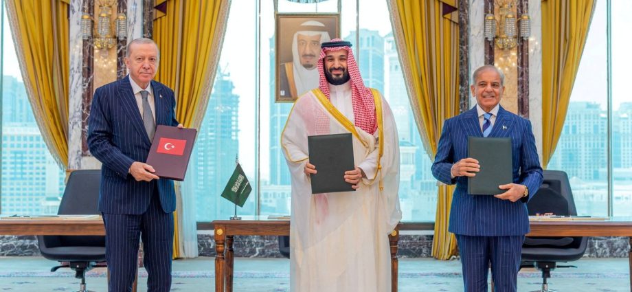 six-months-into-the-iran-war,-a-new-gulf-security-architecture-is-emerging
