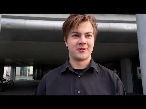icelanders-head-to-polls-on-eu-talks