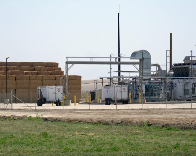 california-dairy-farm’s-new-biogas-project-makes-history-and-raises-eyebrows