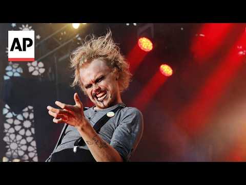 aapo-‘the-angus’-rautio-wins-2026-air-guitar-world-championship-in-finland