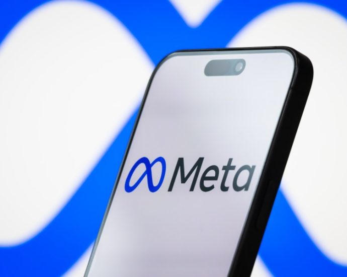 meta-to-release-new-restrictions-for-teens-using-facebook-and-instagram