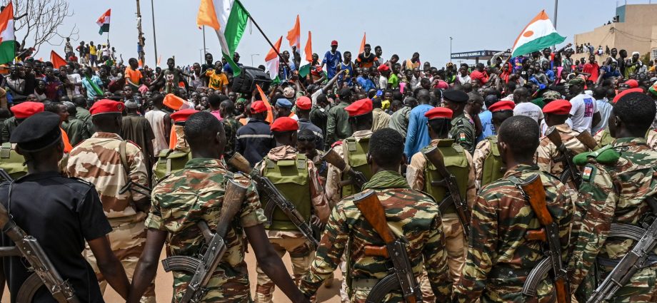 niger-mutiny-puts-russia’s-expanding-role-in-the-sahel-to-the-test