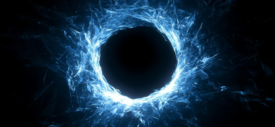This strange “spacetime crystal” can suddenly become a black hole