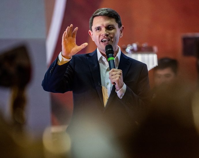 texas-and-georgia-races-show-voters-are-finally-sick-of-maga-corruption