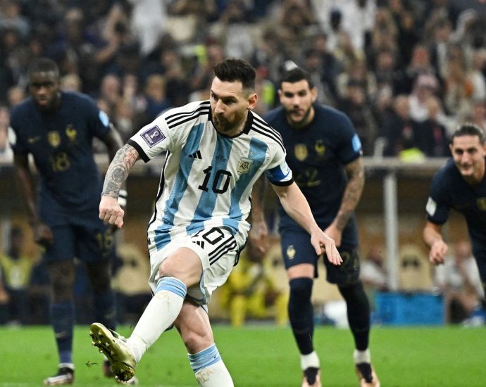 argentinian-footballer-lionel-messi-announces-his-retirement