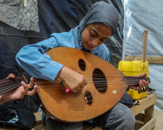how-music-became-a-space-for-psychological-recovery-in-gaza