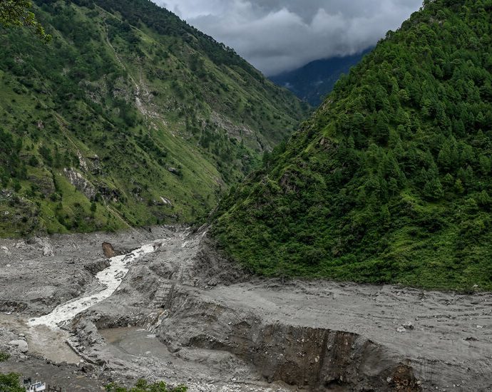 catastrophic-flood-exposes-the-risks-of-nepal’s-hydropower-bet