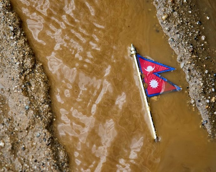death-toll-passes-1,000-from-catastrophic-flooding-in-nepal-and-china,-officials-say