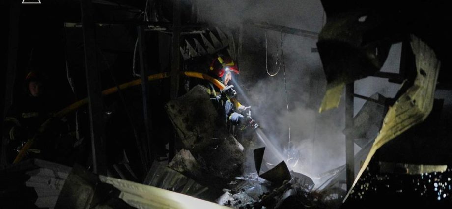 russian-drone-and-missile-barrage-kills-at-least-12-in-ukraine’s-kyiv