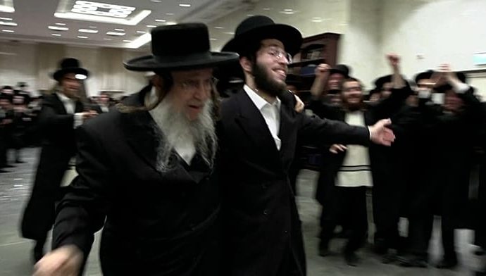 ultra-orthodox-jews-celebrate-yeshiva-student’s-release-in-elad-amid-draft-dispute