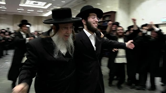 ultra-orthodox-jews-celebrate-yeshiva-student’s-release-in-elad-amid-draft-dispute