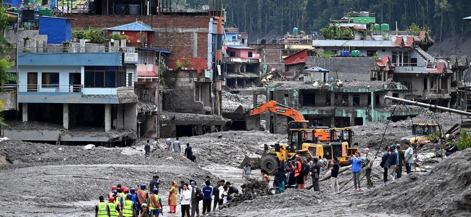death-toll-in-nepal-reaches-grim-milestone-as-it-tops-1,000