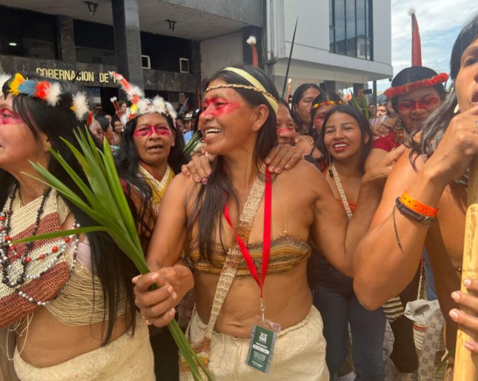 the-amazon’s-defenders-declare-a-state-of-emergency