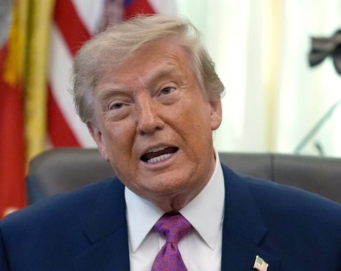 ‘america-needs-to-wake-up’:-republican-scorches-the-traitor-on-a-key-issue-in-c-span-call