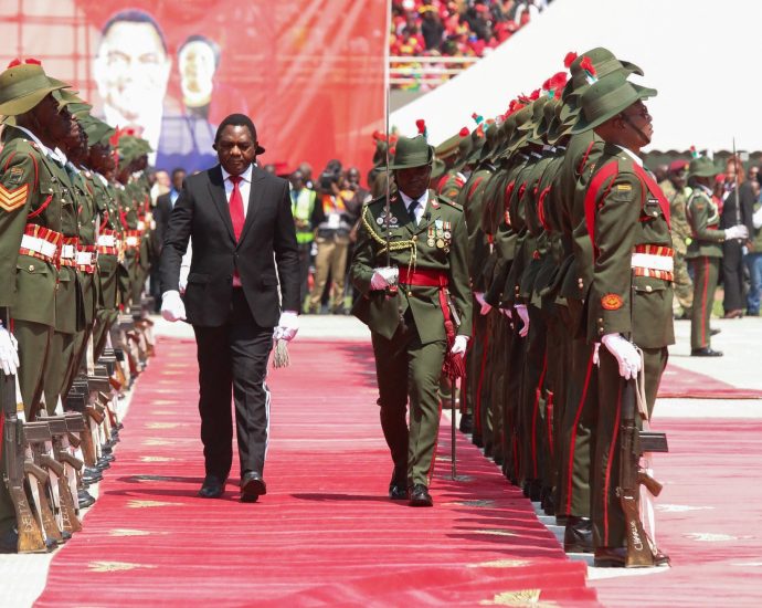 hakainde-hichilema-returns-as-zambia’s-president-following-disputed-vote
