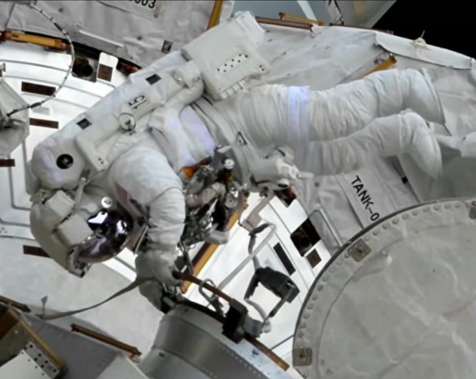 esa,-nasa-astronauts-complete-navigation-and-science-spacewalk-outside-station