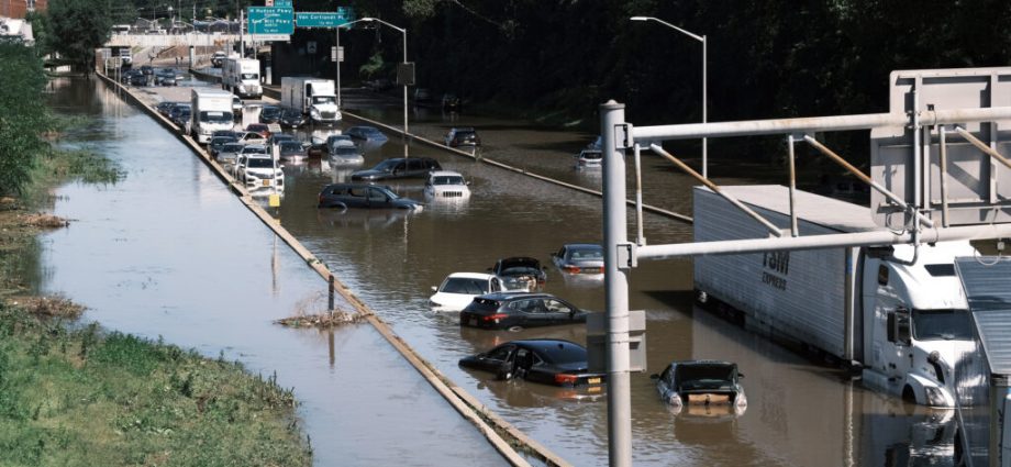 federal-judge-strikes-down-new-york’s-climate-change-superfund-law