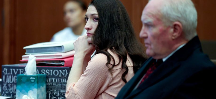 lindsay-clancy-jurors-tell-judge-they-can’t-come-to-unanimous-decision