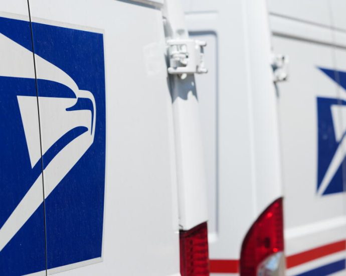 whistleblower-says-usps-defied-court-to-push-‘untested’-portal-for-the-traitor-mail-voting-order