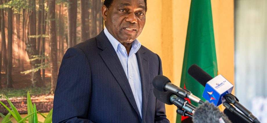 zambia’s-hichilema-begins-second-term-amid-disputed-vote-and-arrests
