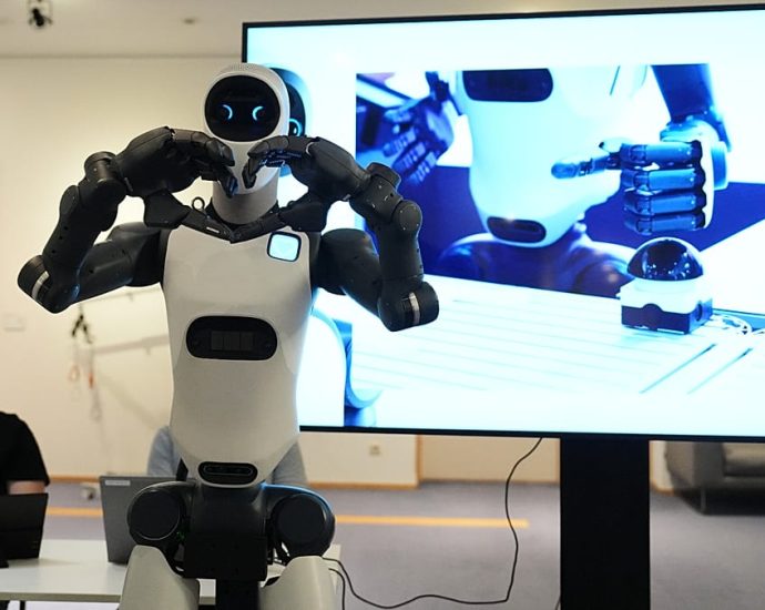 ai-powered-robots-showcased-at-european-parliament-in-brussels