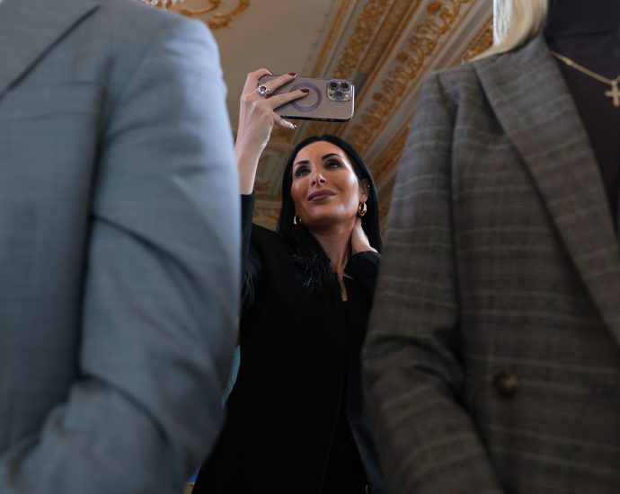 laura-loomer-is-maga’s-last-woman-standing