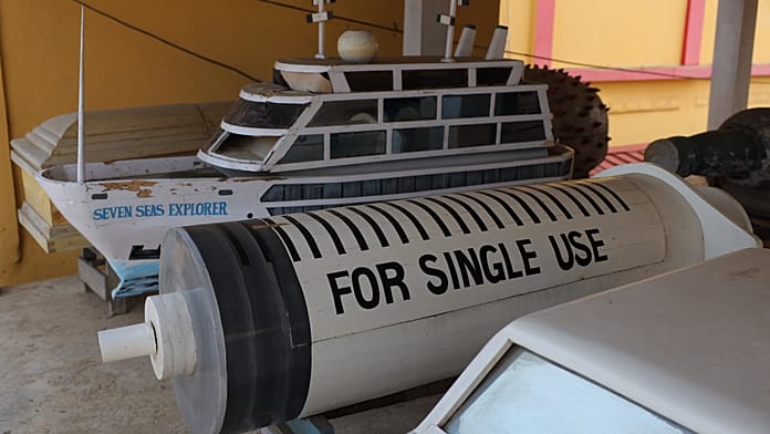 ghana’s-fantasy-coffins-turn-funerals-into-life-stories