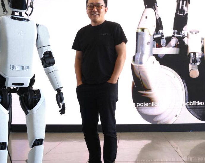 from-$300,000-evs-to-dancing-bots:-the-el-segundo-firm-sliding-into-tesla’s-slipstream
