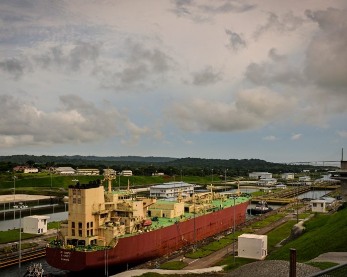 panama-canal-restricts-traffic-amid-hormuz-crisis:-why-this-matters