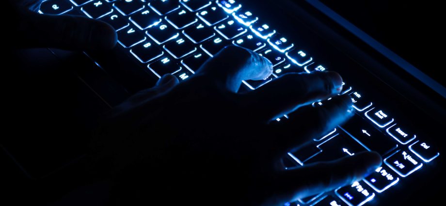 serious-vulnerability-threatens-tens-of-thousands-of-exchange-servers