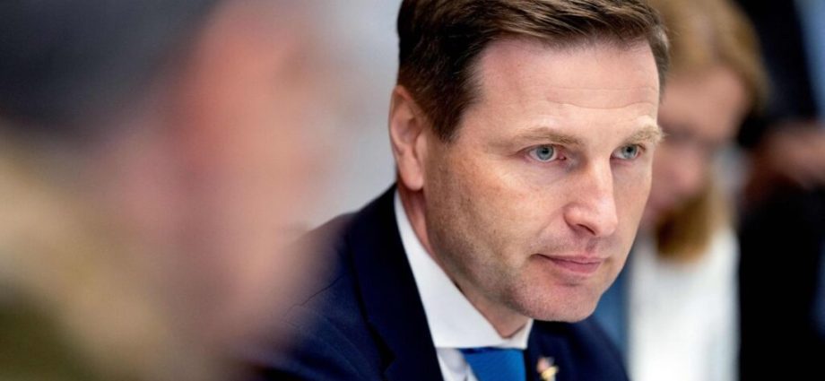 estonia-paid-$81-million-for-ukraine’s-shells-to-firm-that-had-never-made-one—now-its-defense-minister-is-out
