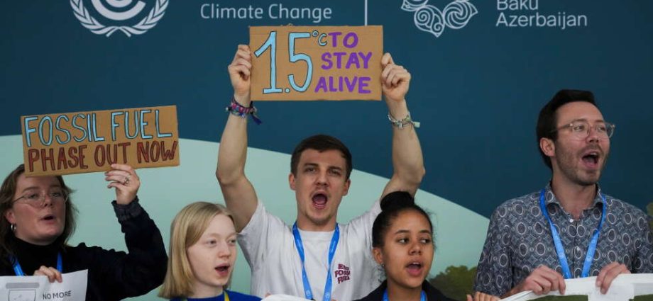 UN charts retreat in fight to limit climate change, but not giving up