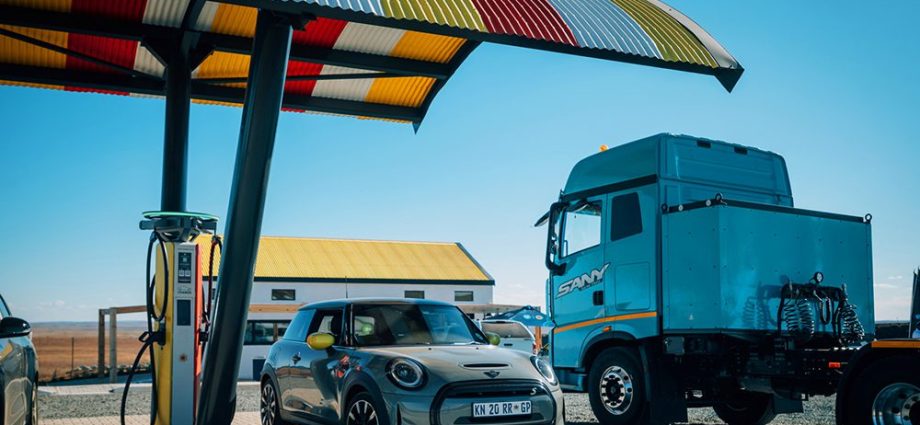 south-africa’s-charge-upgrades-its-off-grid-ev-charging-network