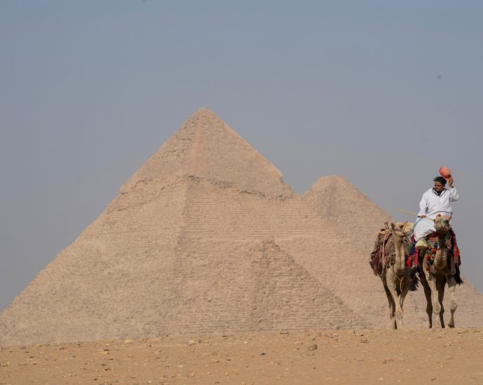 as-the-china-us-ai-race-reaches-cairo,-egypt-faces-a-strategic-decision