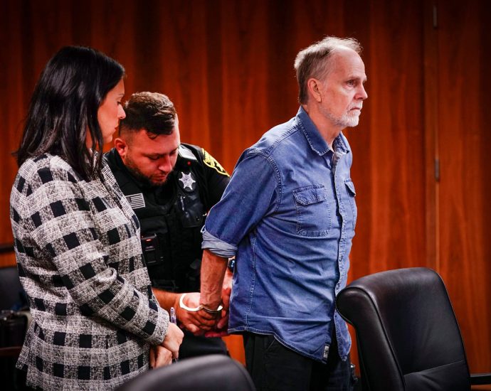 safety-manager-accused-of-killing-5-year-old-boy-in-hyperbaric-oxygen-chamber-fire-sentenced-to-prison