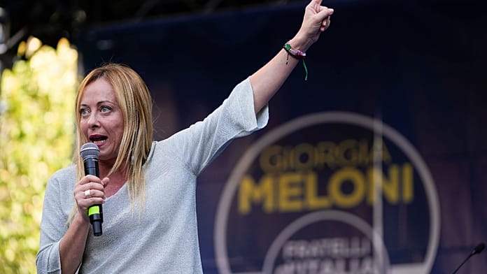 meloni-marks-government-longevity-at-bari-rally-with-2027-vote-in-sight