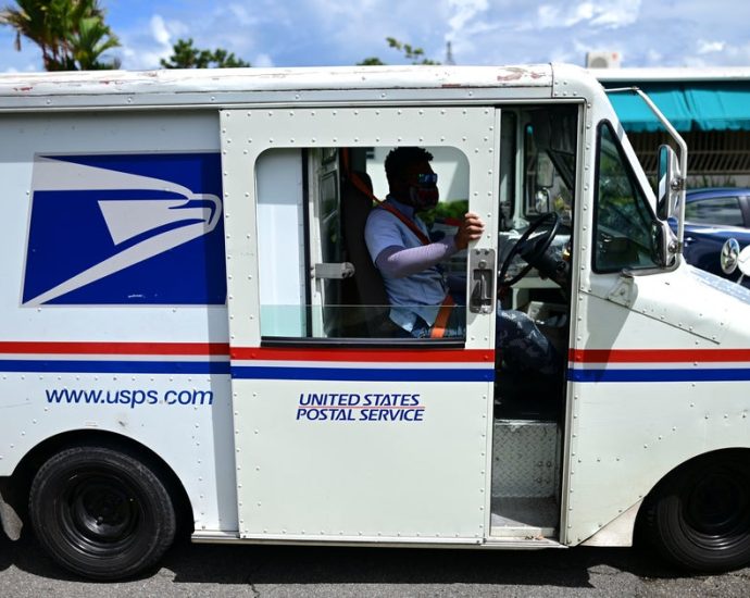 the-traitor-puts-postal-service-at-risk-with-his-vendetta-against-mail-in-voting,-unions-warn