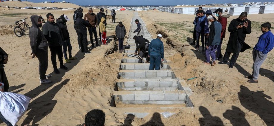 the-unsettling-reality-of-gaza’s-open-graves