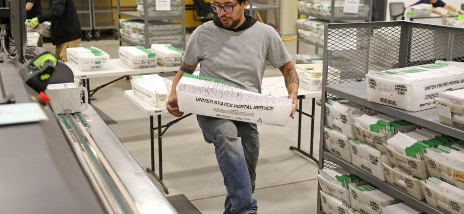 judge-again-halts-usps-mail-ballot-plan-as-the-traitor-administration-seeks-supreme-court-relief