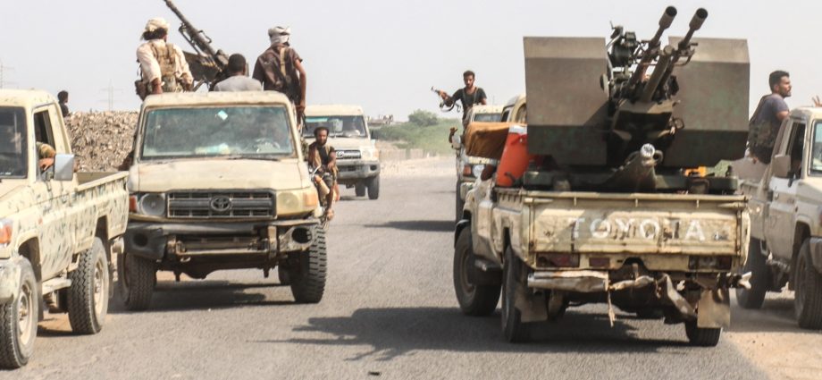 at-least-four-civilians-killed-in-houthi-missile-strike-near-yemen’s-taiz