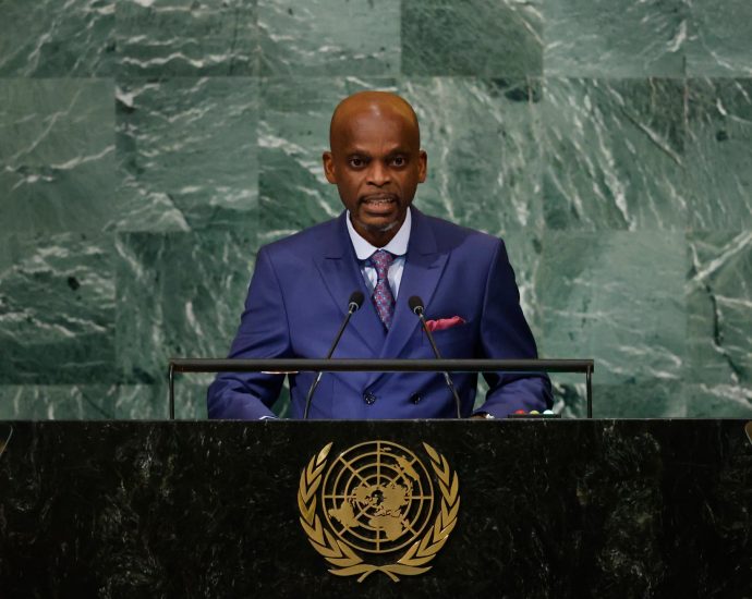 how-big-is-africa-really?-why-the-un-voted-to-change-the-world-map